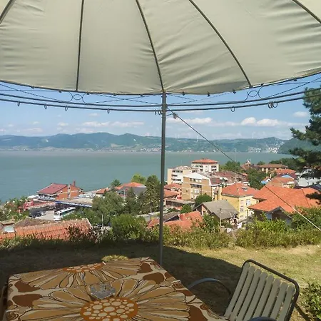 Panorama アパート ゴルバッツ